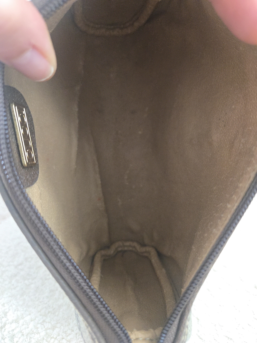 Vintage Gucci GG Monogram Cosmetic Pouch / Clutch - Picture 10 of 16